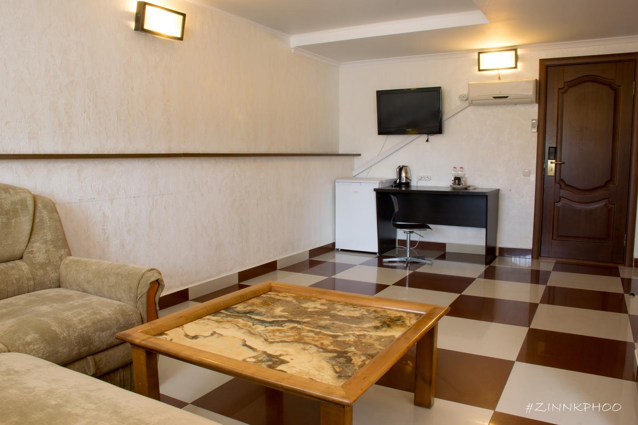 Kedem Hotel Lipiny Exterior foto